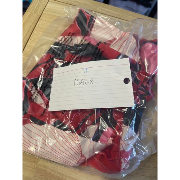 Red floral blouse women's size large pink red and cream satin work wear - Picture 14 of 14